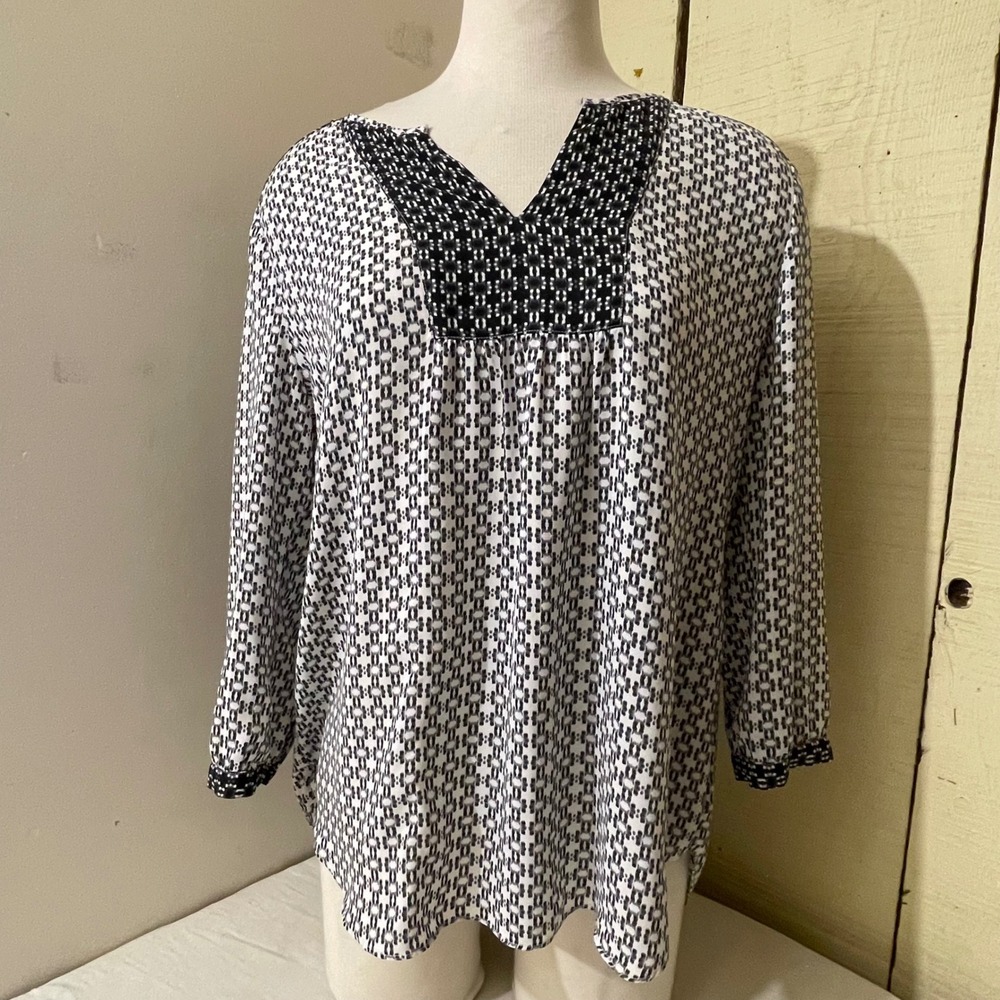 NYDJ Los Angeles‎ Womens Size Small Black White Patterned Blouse Top